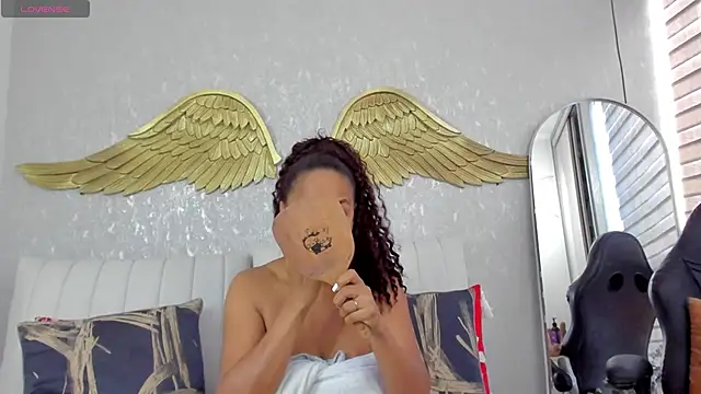 EmmaFerrary online show from 26, 4, 2026