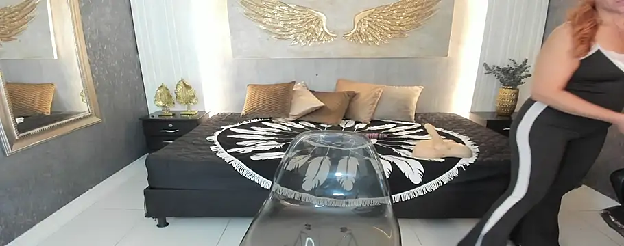 cintiagreyx online show from 8, 1, 2026