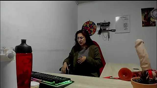 Scarlett Sen online show from 17, 3, 2025