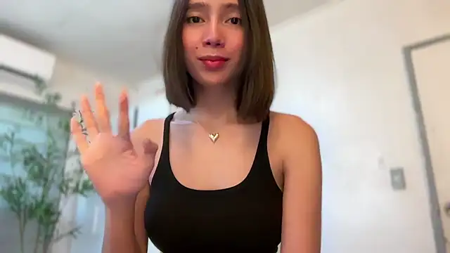 Snapshot of GenesisCastillano chatting on 26, 4, 2026 GenesisCastillano online show from 26, 4, 2026