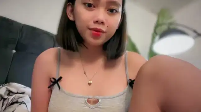 GenesisCastillano online show from 7, 3, 2025