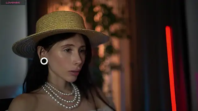 Your Nicolett online show from 12, 3, 2025