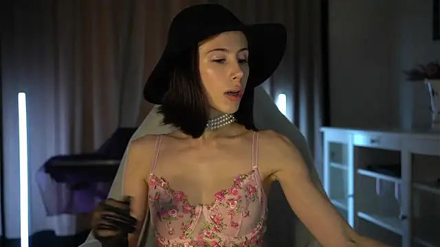 Your Nicolett online show from 26, 9, 2025