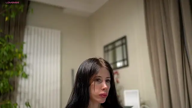 Your Nicolett online show from 15, 2, 2025