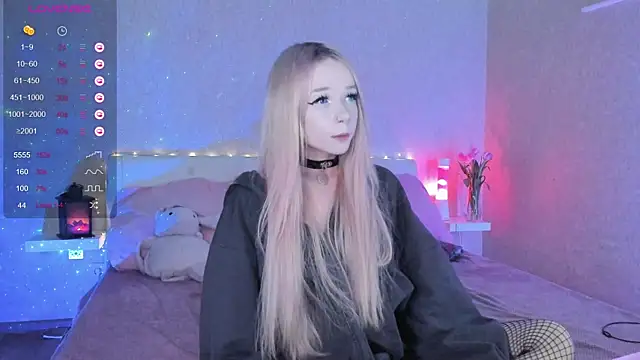 Misty Shadow online show from 7, 3, 2025