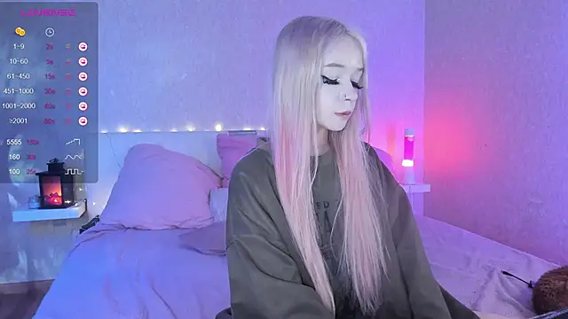 Misty Shadow online show from 26, 1, 2025