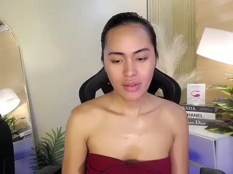 HeavenlyStar online show from 2, 2, 2025