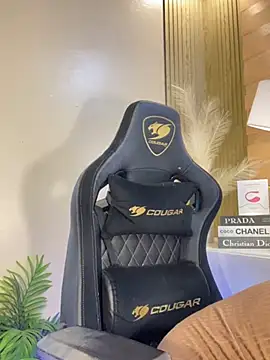 HeavenlyStar online show from 5, 2, 2025