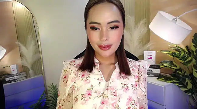 HeavenlyStar online show from 25, 2, 2025