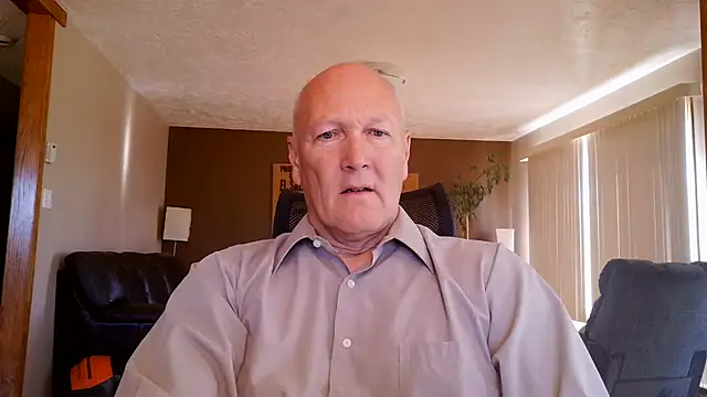 Snapshot of BasicAnt chatting on 19, 6, 2026 BasicAnt online show from 19, 6, 2026