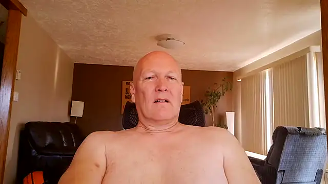 Snapshot of BasicAnt chatting on 27, 6, 2026 BasicAnt online show from 27, 6, 2026