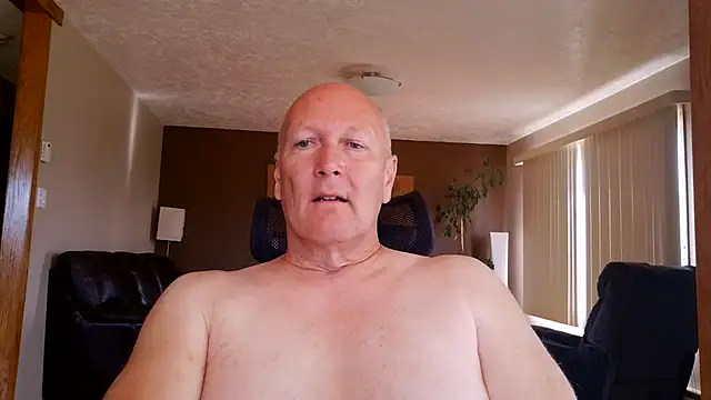 Snapshot of BasicAnt chatting on 6, 7, 2026 BasicAnt online show from 6, 7, 2026