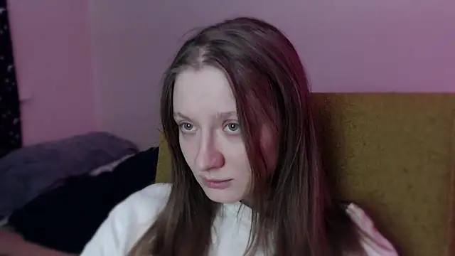 mollytuck online show from 28, 2, 2025