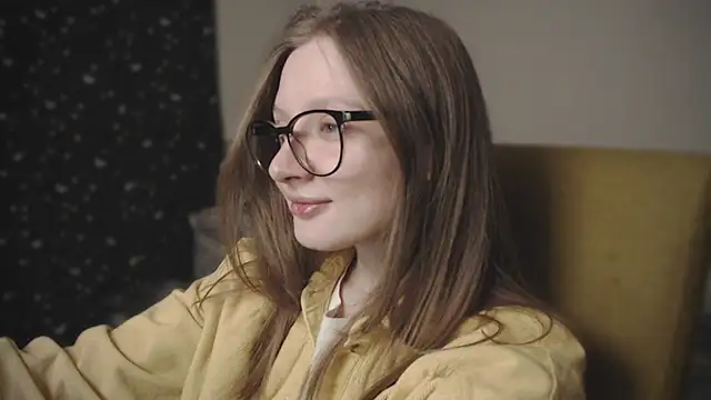 mollytuck online show from 2, 2, 2025