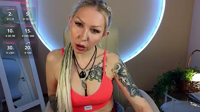 JessicaJane  online show from 9, 10, 2025