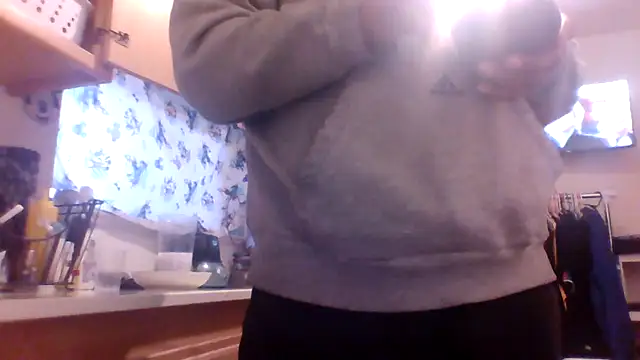 Snapshot of dro6969 chatting on 5, 11, 2025 dro6969 online show from 5, 11, 2025