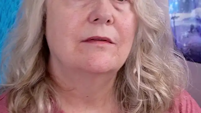 Snapshot of Kaitlyn_Winters chatting on 10, 2, 2026 Kaitlyn Winters online show from 10, 2, 2026