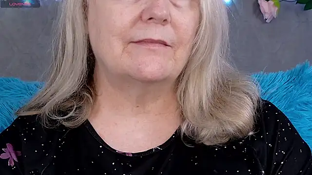 Snapshot of Kaitlyn_Winters chatting on 25, 2, 2026 Kaitlyn Winters online show from 25, 2, 2026