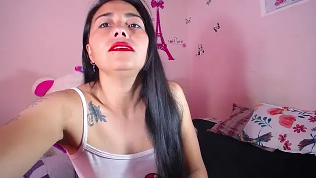 Snapshot of hanna_girl21 chatting on 19, 6, 2026 hanna girl21 online show from 19, 6, 2026