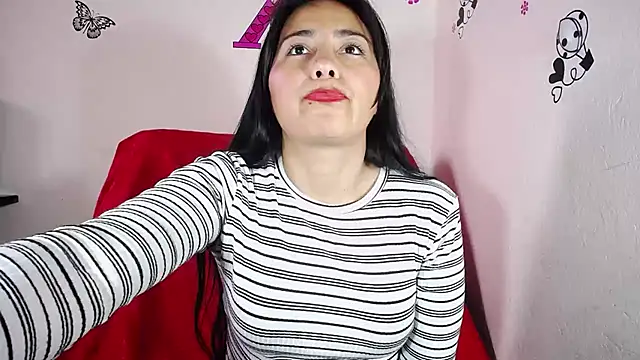 Snapshot of hanna_girl21 chatting on 5, 3, 2025 hanna girl21 online show from 5, 3, 2025