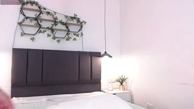 Athompzon online show from 12, 3, 2025