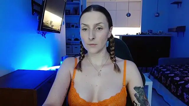 Snapshot of illusorycat chatting on 24, 10, 2025 illusorycat online show from 24, 10, 2025