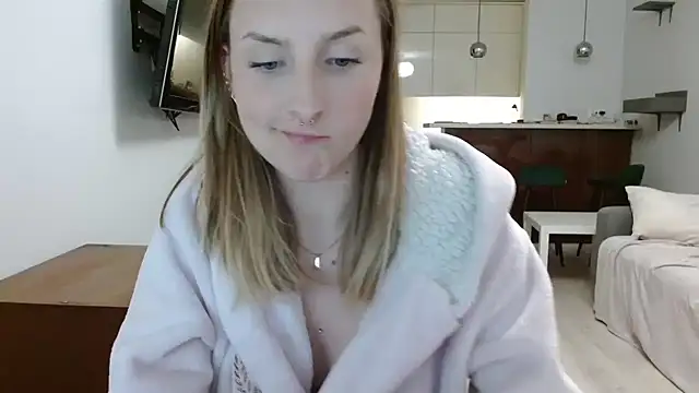 Snapshot of illusorycat chatting on 24, 9, 2025 illusorycat online show from 24, 9, 2025