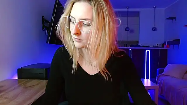 Snapshot of illusorycat chatting on 10, 2, 2026 illusorycat online show from 10, 2, 2026