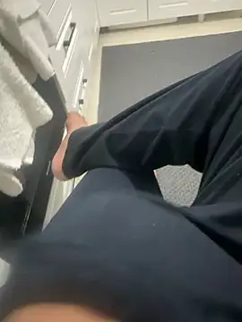 MAHKE12 online show from 5, 2, 2026