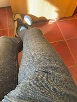 MAHKE12 online show from 21, 11, 2025