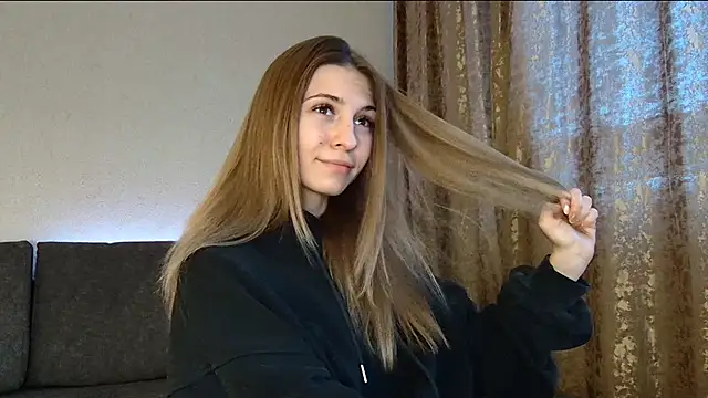 LovelyKatea online show from 24, 2, 2025