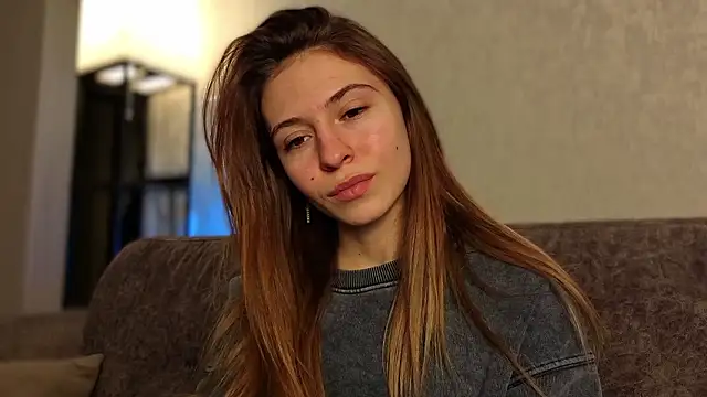 LovelyKatea online show from 5, 2, 2026