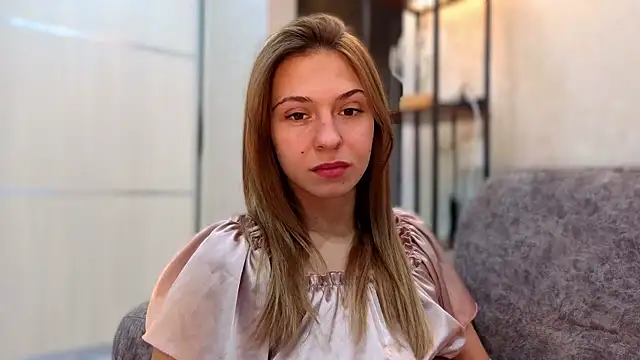 LovelyKatea online show from 5, 10, 2025