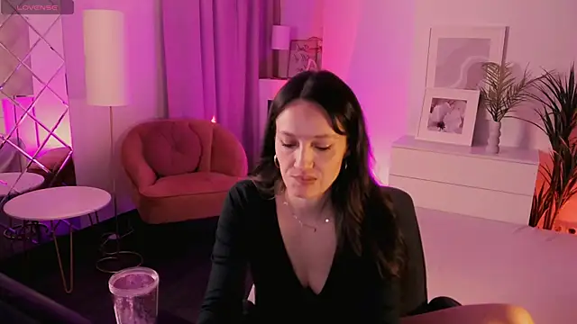 AgnesGoddess online show from 26, 9, 2025