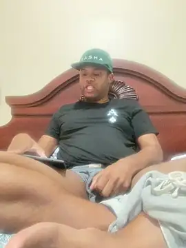 Snapshot of Iced_cloudz chatting on 10, 1, 2026 Iced cloudz online show from 10, 1, 2026