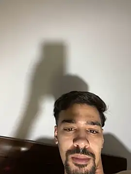 Hermanooooooo online show from 8, 3, 2026