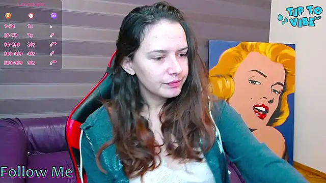 iris nikhols online show from 9, 9, 2025