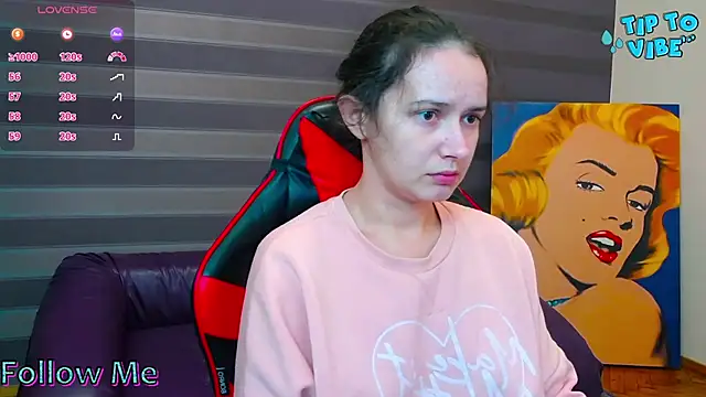 iris nikhols online show from 6, 10, 2025