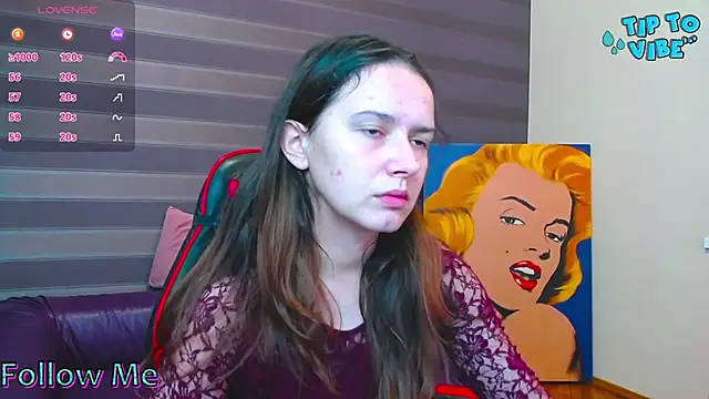 iris nikhols online show from 25, 9, 2025