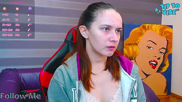 iris nikhols online show from 18, 10, 2025