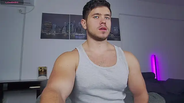 Arilas  online show from 8, 11, 2025