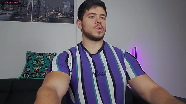 Arilas  online show from 16, 11, 2025