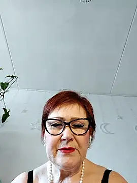 Snapshot of Fire_Night chatting on 12, 1, 2026 Fire Night online show from 12, 1, 2026