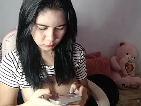 TransPetite1 online show from 2, 2, 2026