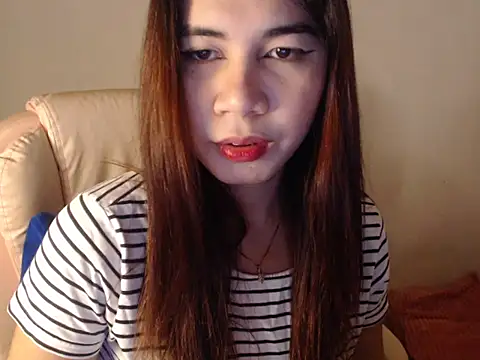 TransPetite1 online show from 7, 3, 2025