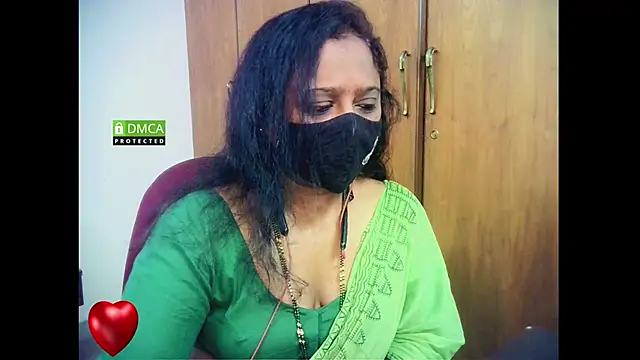 sexynayan23 online show from 18, 3, 2026