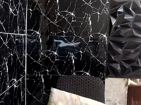 MissKeanna online show from 5, 2, 2025