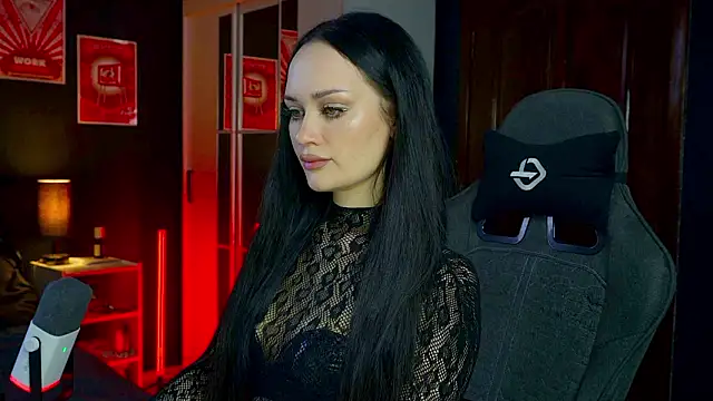 QueenAliss online show from 12, 2, 2026