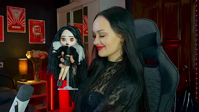 QueenAliss online show from 15, 2, 2026