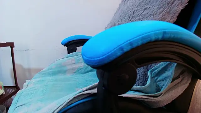 klylls squirt  online show from 27, 2, 2026